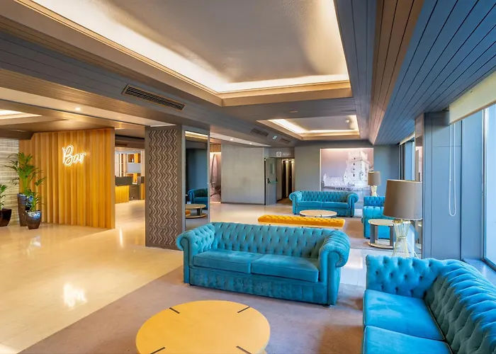 Hf Tuela Porto Hotel